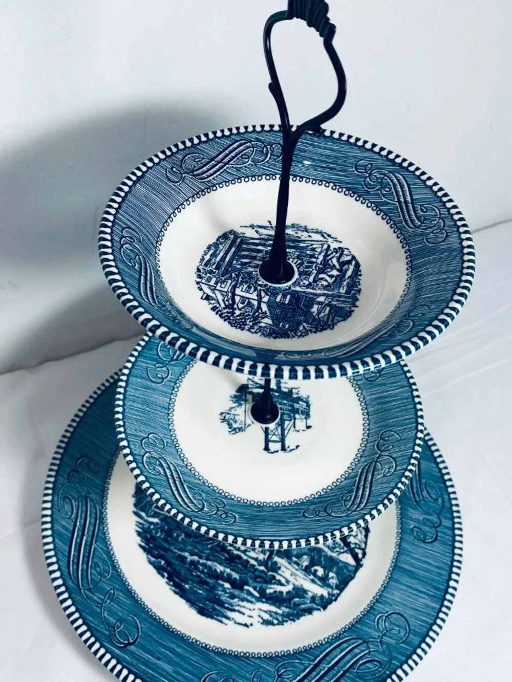 VNTG Currier & Ives 3-Tier Tidbit Tray 10